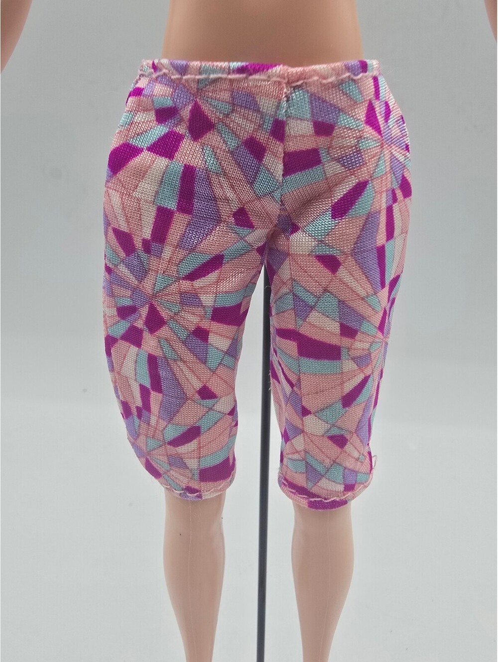 Barbie doll geometric capri pants